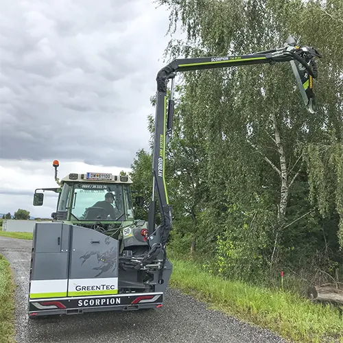 Trimming of branches that hang over the road