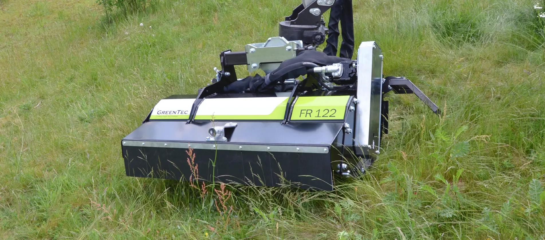 Professional embankment mower