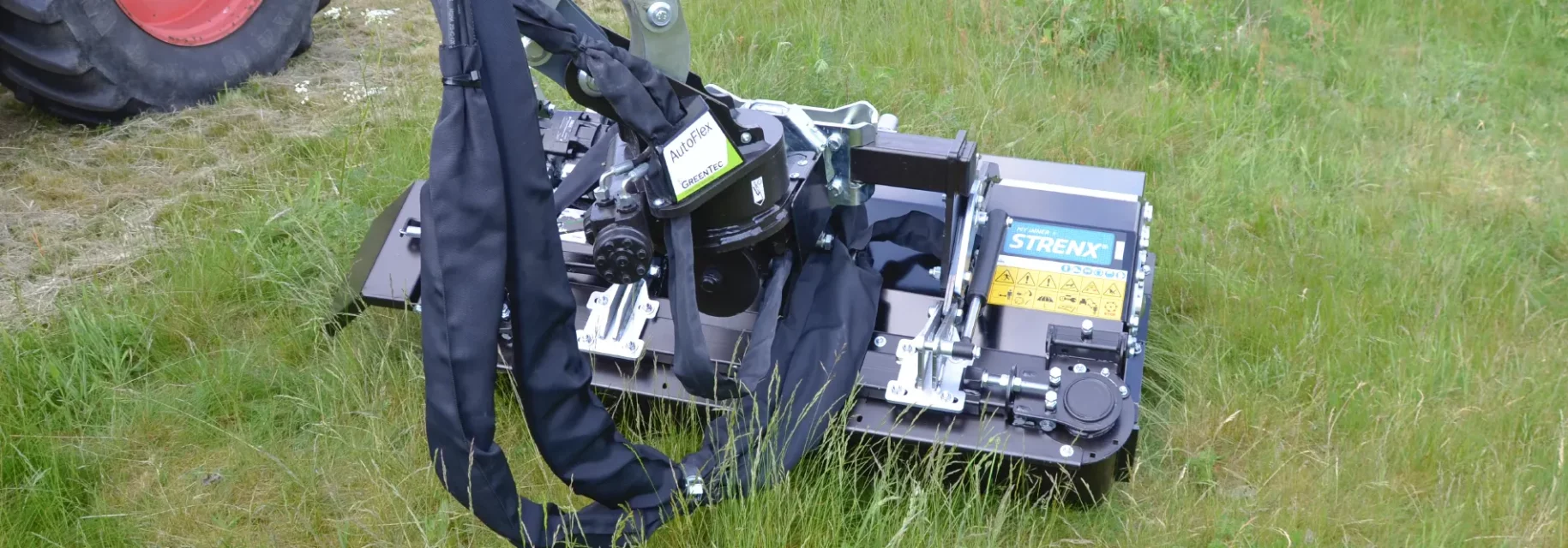 Ditch bank mower for tractor
