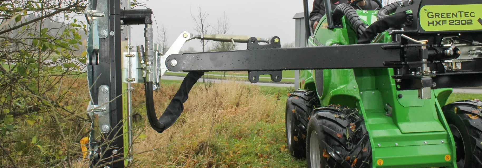 Minilæsser med hegnsklipper