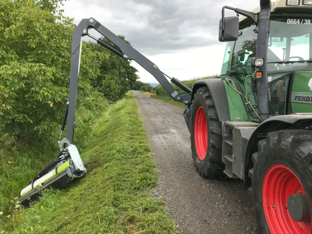 Verge mowing with GreenTec machines