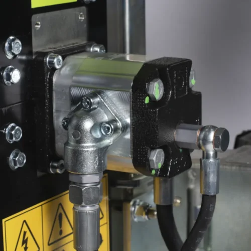 LRS 1402 standard equipment – Oil engine