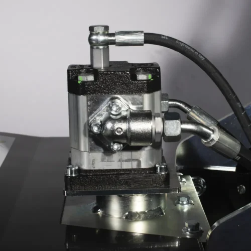 RC standard equipment – hydraulic motor