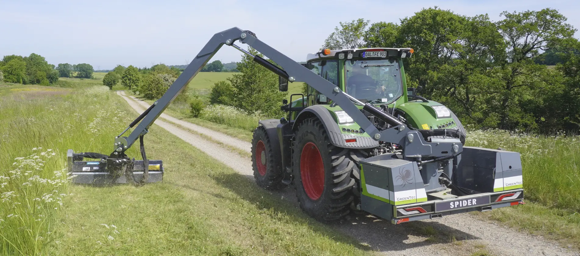 Auslegemulcher Heckanbau