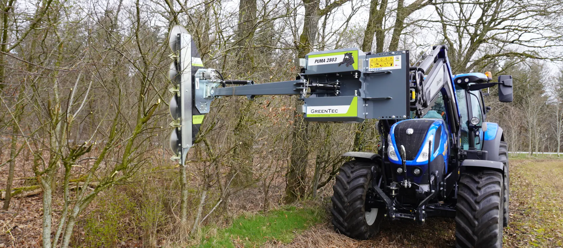 Limb saw attachment for tractor