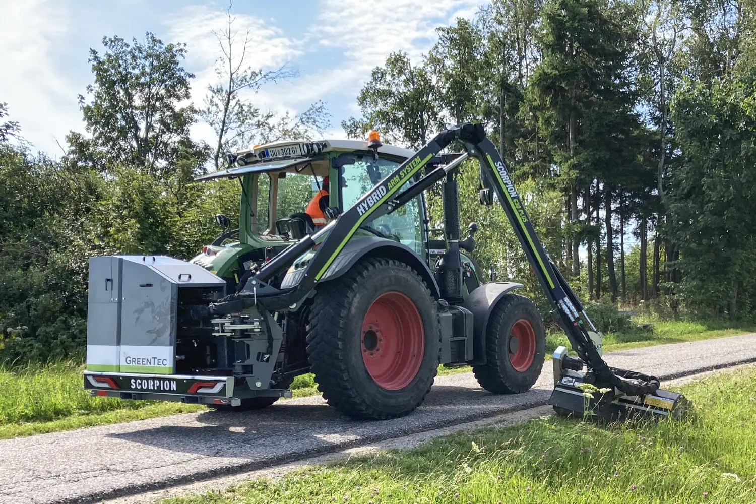 Verge mower for tractor